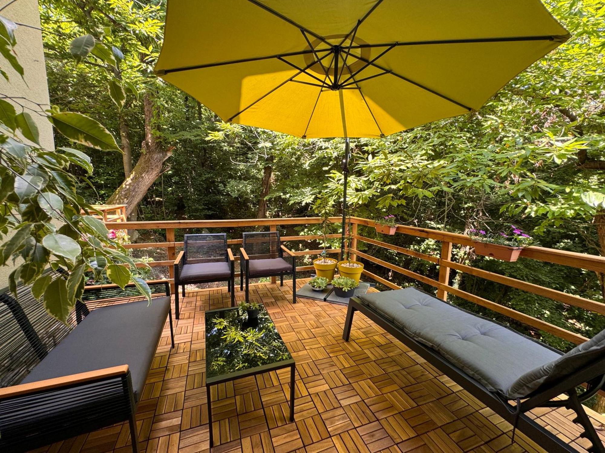 Apartment With A Terrace Forest Home Lullula Veprinac 外观 照片